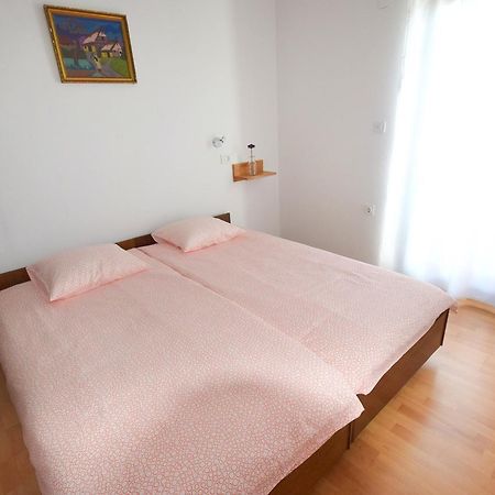 Apartments Vera Malinska Kültér fotó